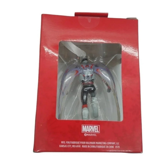 Hallmark Christmas Ornament Avengers Falcon NWT - Picture 3 of 3